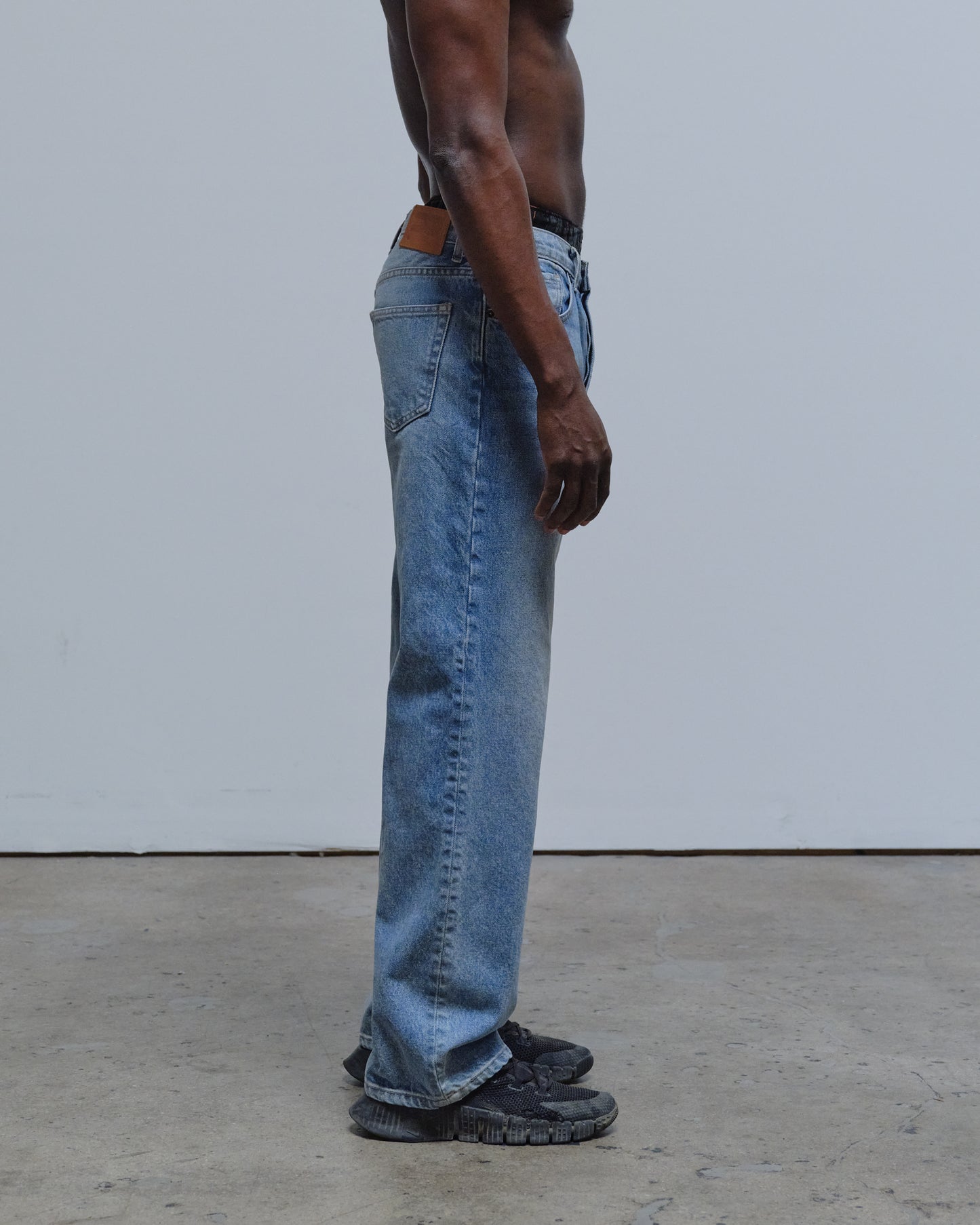RD202-R / RELAXED FIT DENIM JEANS, FADE BLUE